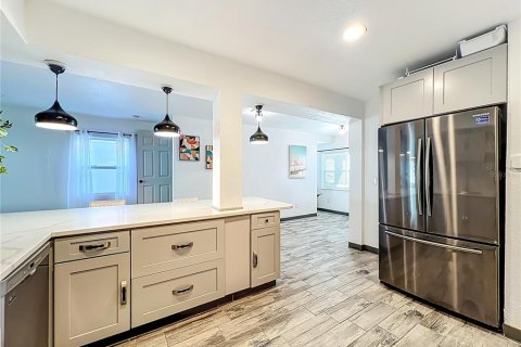 House in Winter Park, Florida 3 bedrooms, 178.37 sq.m. № 2116179 - photo 9