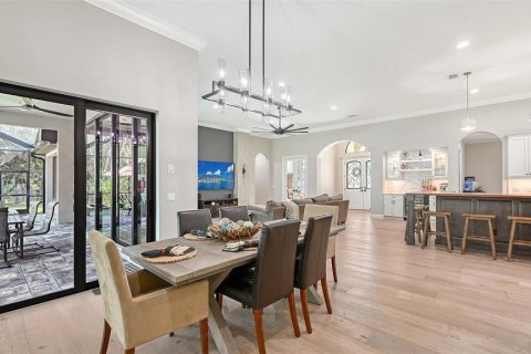 House in Sarasota, Florida 4 bedrooms, 321.35 sq.m. № 2396353 - photo 16