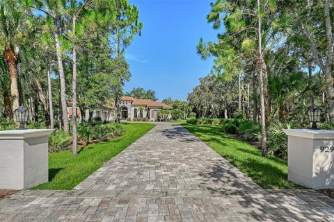 House in Sarasota, Florida 4 bedrooms, 321.35 sq.m. № 2396353 - photo 4