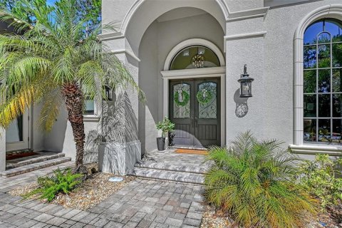House in Sarasota, Florida 4 bedrooms, 321.35 sq.m. № 2396353 - photo 9