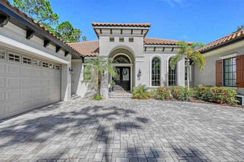 House in Sarasota, Florida 4 bedrooms, 321.35 sq.m. № 2396353 - photo 7