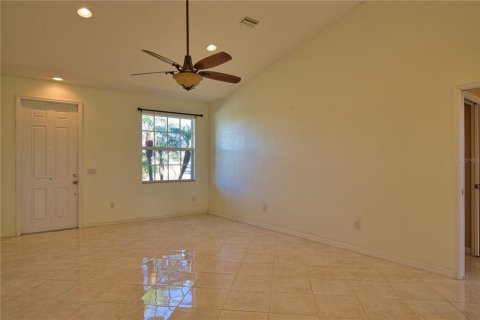 House in Punta Gorda, Florida 3 bedrooms, 183.3 sq.m. № 1585475 - photo 13