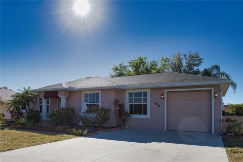 House in Punta Gorda, Florida 3 bedrooms, 183.3 sq.m. № 1585475 - photo 3