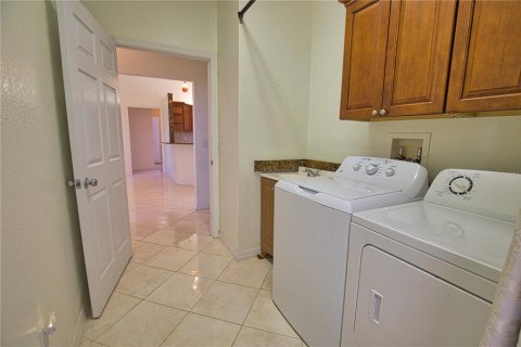House in Punta Gorda, Florida 3 bedrooms, 183.3 sq.m. № 1585475 - photo 26