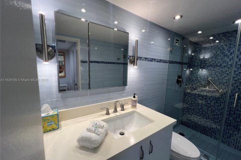 Copropriété à louer à Miami Beach, Floride: 2 chambres, 95.69 m2 № 2038897 - photo 16
