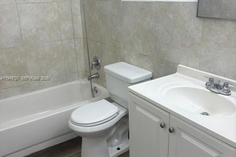 Appartement à louer à Hollywood, Floride: 2 chambres, 95.69 m2 № 2000572 - photo 8