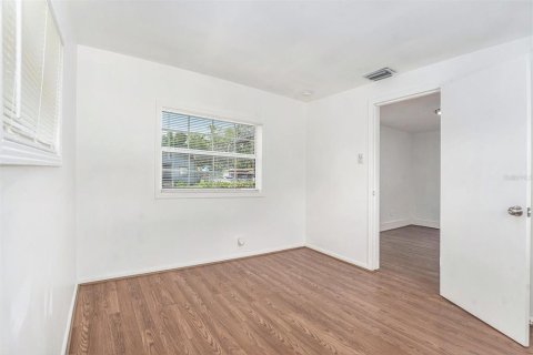 Casa en venta en Tampa, Florida, 2 dormitorios, 90.49 m2 № 1791183 - foto 20