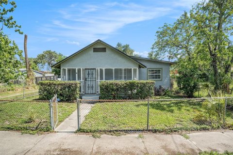 Casa en venta en Tampa, Florida, 2 dormitorios, 90.49 m2 № 1791183 - foto 2