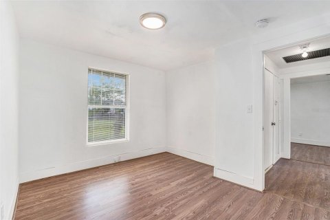 Casa en venta en Tampa, Florida, 2 dormitorios, 90.49 m2 № 1791183 - foto 22