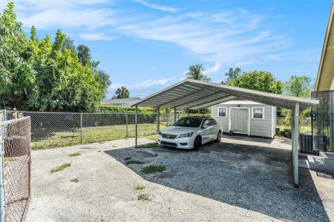 Casa en venta en Tampa, Florida, 2 dormitorios, 90.49 m2 № 1791183 - foto 27