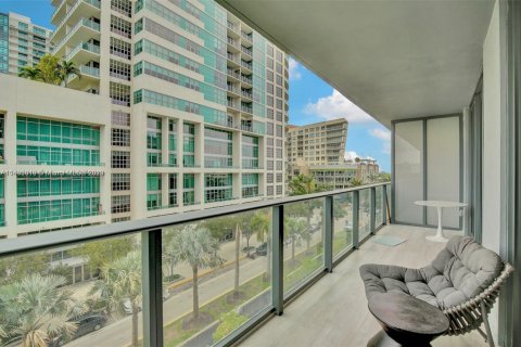Condo in Miami, Florida, 1 bedroom  № 2012872 - photo 21