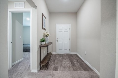Villa ou maison à vendre à Winter Haven, Floride: 4 chambres, 171.13 m2 № 1770946 - photo 6