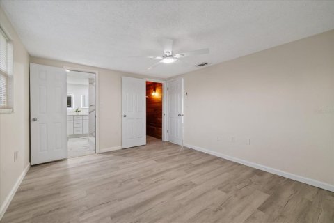 Villa ou maison à vendre à Port Richey, Floride: 3 chambres, 169.92 m2 № 2420076 - photo 19