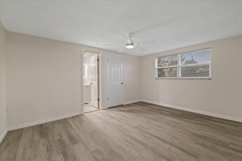 Villa ou maison à vendre à Port Richey, Floride: 3 chambres, 169.92 m2 № 2420076 - photo 25