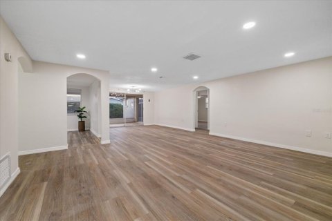 Villa ou maison à vendre à Port Richey, Floride: 3 chambres, 169.92 m2 № 2420076 - photo 7