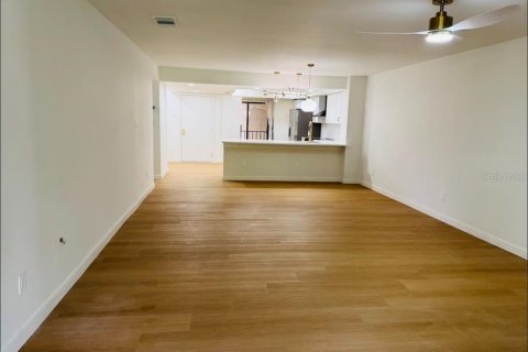 Condo in Altamonte Springs, Florida, 2 bedrooms  № 1785020 - photo 10