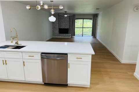 Condo in Altamonte Springs, Florida, 2 bedrooms  № 1785020 - photo 7