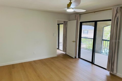 Condo in Altamonte Springs, Florida, 2 bedrooms  № 1785020 - photo 11