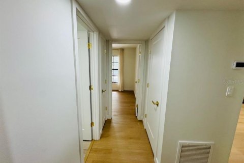 Condo in Altamonte Springs, Florida, 2 bedrooms  № 1785020 - photo 28
