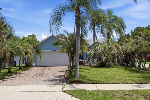 House in Oviedo, Florida 2 bedrooms, 107.02 sq.m. № 2200228 - photo 2