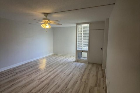 Condominio en alquiler en Boca Raton, Florida, 3 dormitorios, 172.8 m2 № 2088273 - foto 16