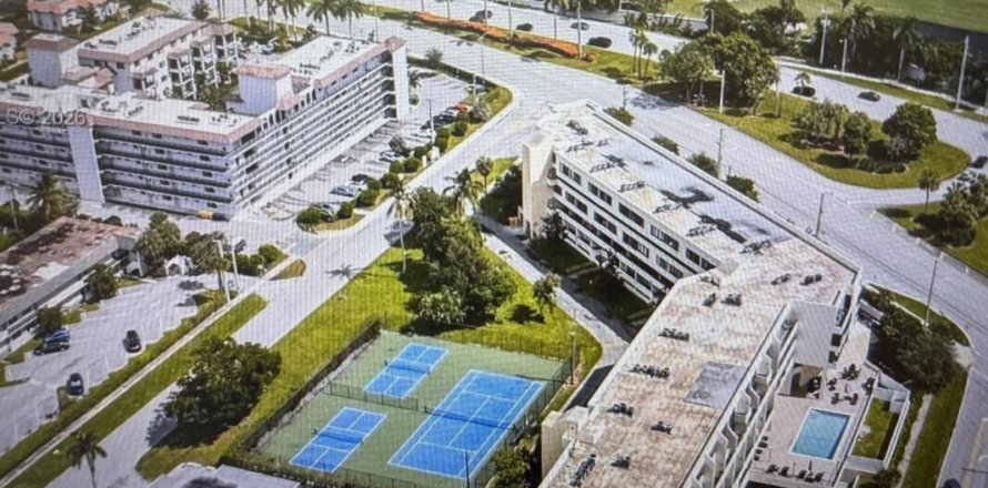 Condominio en Boca Raton, Florida, 3 dormitorios № 2088273