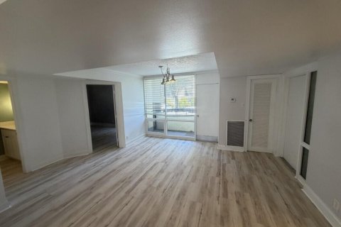 Condominio en alquiler en Boca Raton, Florida, 3 dormitorios, 172.8 m2 № 2088273 - foto 24