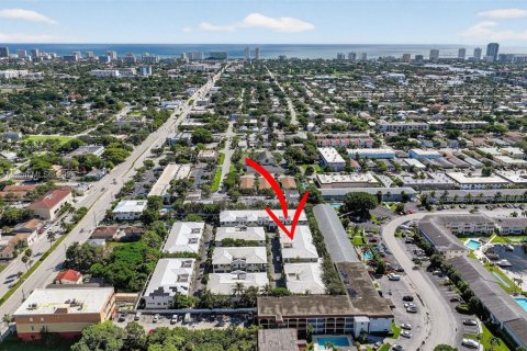 Townhouse in Pompano Beach, Florida 3 bedrooms, 174.84 sq.m. № 1945769 - photo 21