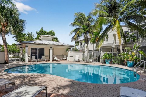 Townhouse in Pompano Beach, Florida 3 bedrooms, 174.84 sq.m. № 1945769 - photo 22