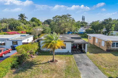 Casa en venta en Hollywood, Florida, 3 dormitorios, 108.51 m2 № 1708135 - foto 21