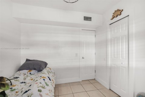 Casa en venta en Hollywood, Florida, 3 dormitorios, 108.51 m2 № 1708135 - foto 7