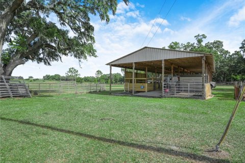 House in Haines City, Florida 3 bedrooms, 208.1 sq.m. № 288597 - photo 25