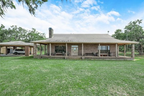 House in Haines City, Florida 3 bedrooms, 208.1 sq.m. № 288597 - photo 23