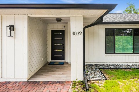 Villa ou maison à Winter Park, Floride 4 chambres, 210.61 m2 № 2344868