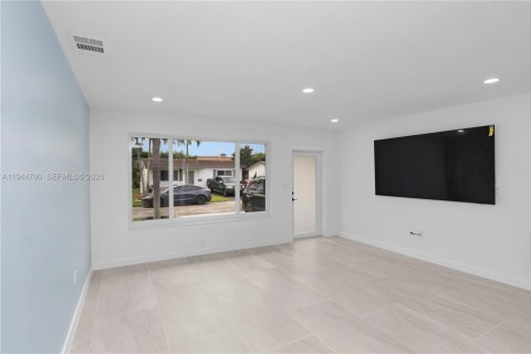 Купить виллу или дом в Санрайз, Флорида 2 спальни, 88.72м2, № 2002254 - фото 3