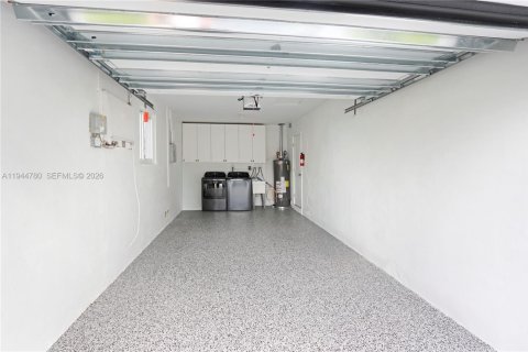 Купить виллу или дом в Санрайз, Флорида 2 спальни, 88.72м2, № 2002254 - фото 20