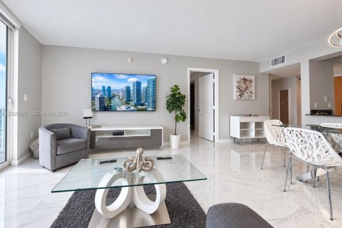 Copropriété à vendre à Miami, Floride: 1 chambre, 76.64 m2 № 2390158 - photo 7