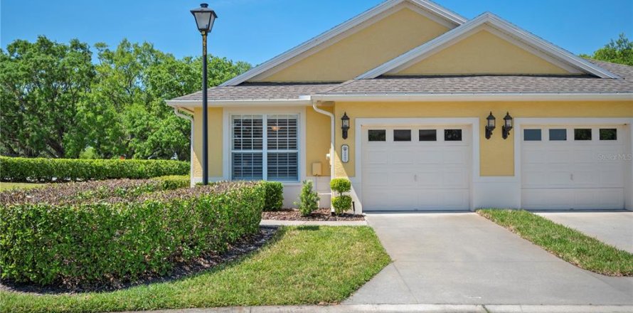 House in Lakeland, Florida 3 bedrooms, 137.5 sq.m. № 1719977