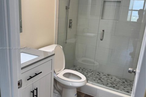 Купить кондоминиум в Форт-Лодердейл, Флорида 2 спальни, 94.76м2, № 2085329 - фото 24