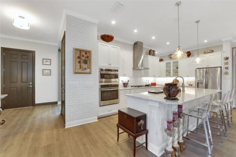 House in Lake Mary, Florida 3 bedrooms, 244.61 sq.m. № 1916986 - photo 7