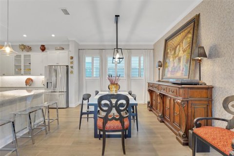 House in Lake Mary, Florida 3 bedrooms, 244.61 sq.m. № 1916986 - photo 12