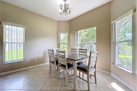 House in Orlando, Florida 4 bedrooms, 247.86 sq.m. № 1884616 - photo 23