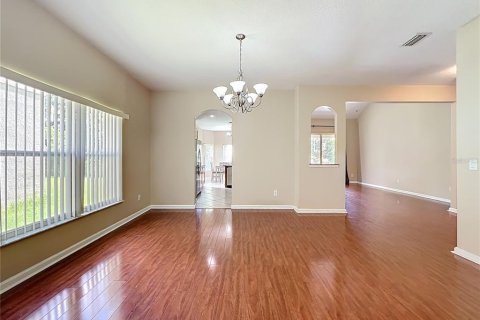 House in Orlando, Florida 4 bedrooms, 247.86 sq.m. № 1884616 - photo 12
