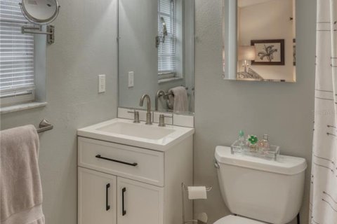House in Palm Harbor, Florida 2 bedrooms, 88.35 sq.m. № 1898511 - photo 17