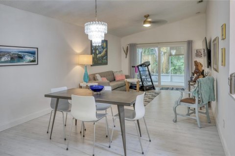 House in Palm Harbor, Florida 2 bedrooms, 88.35 sq.m. № 1898511 - photo 9