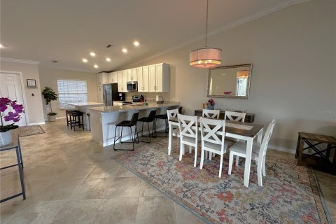 Adosado en alquiler en Punta Gorda, Florida, 2 dormitorios, 148.27 m2 № 1734203 - foto 7