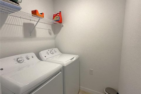 Adosado en alquiler en Punta Gorda, Florida, 2 dormitorios, 148.27 m2 № 1734203 - foto 21