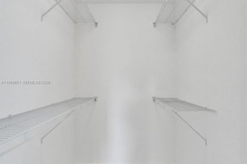 Снять в аренду кондоминиум в Корал-Спрингс, Флорида 1 спальня, 92.9м2, № 2056892 - фото 23