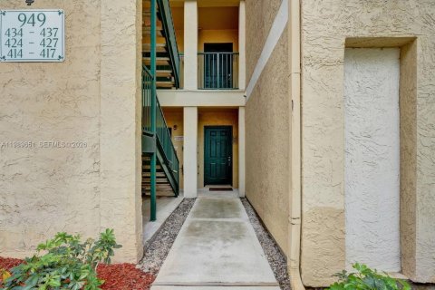 Снять в аренду кондоминиум в Корал-Спрингс, Флорида 1 спальня, 92.9м2, № 2056892 - фото 25