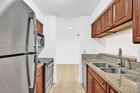 Снять в аренду кондоминиум в Корал-Спрингс, Флорида 1 спальня, 92.9м2, № 2056892 - фото 7